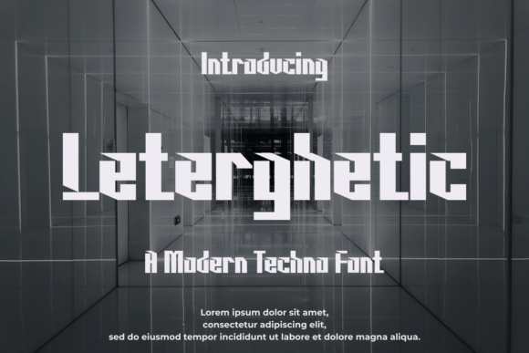 Leterghetic: A Display Font That Anchors Editorial Mood